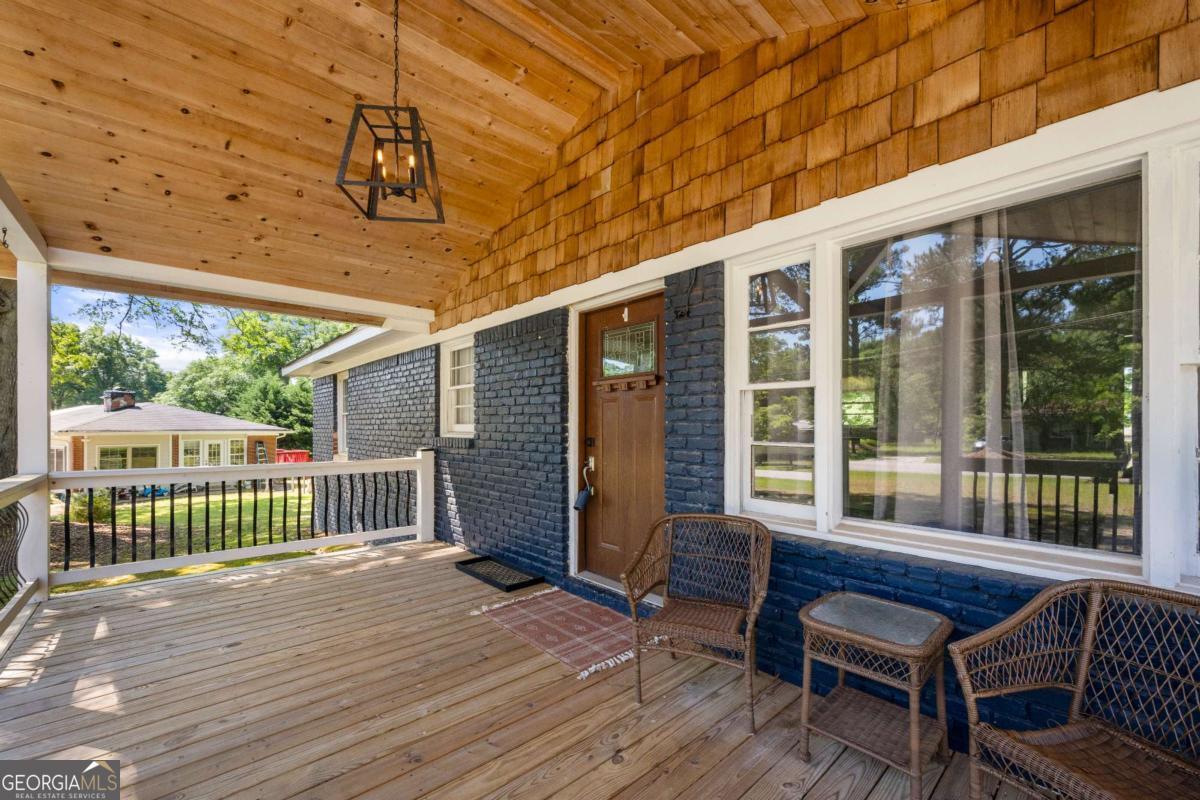 3770 Ponderosa LN