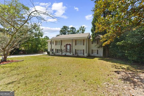 Photo of 2988 Crestline Drive, Macon, GA 31204 (MLS # 10611473)