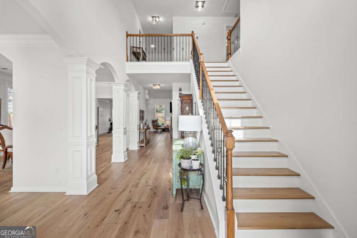 5375 Penny LN