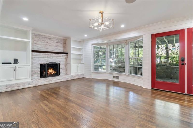 1655 BROUGHTON CT