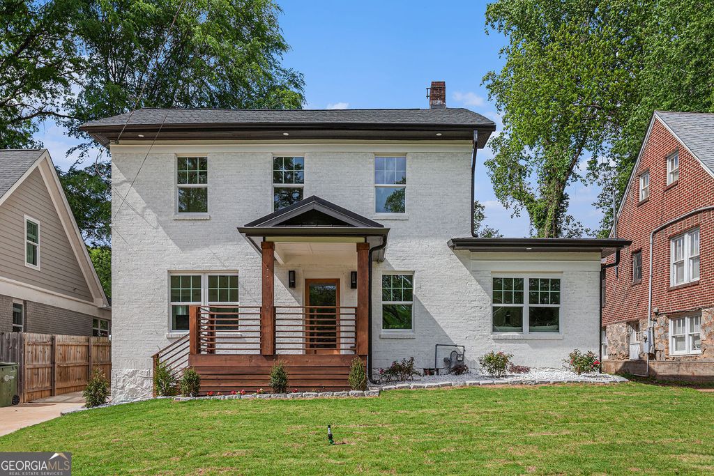 Photo of 1721 S Gordon Street SW, Atlanta, GA 30310 (MLS # 10702381)