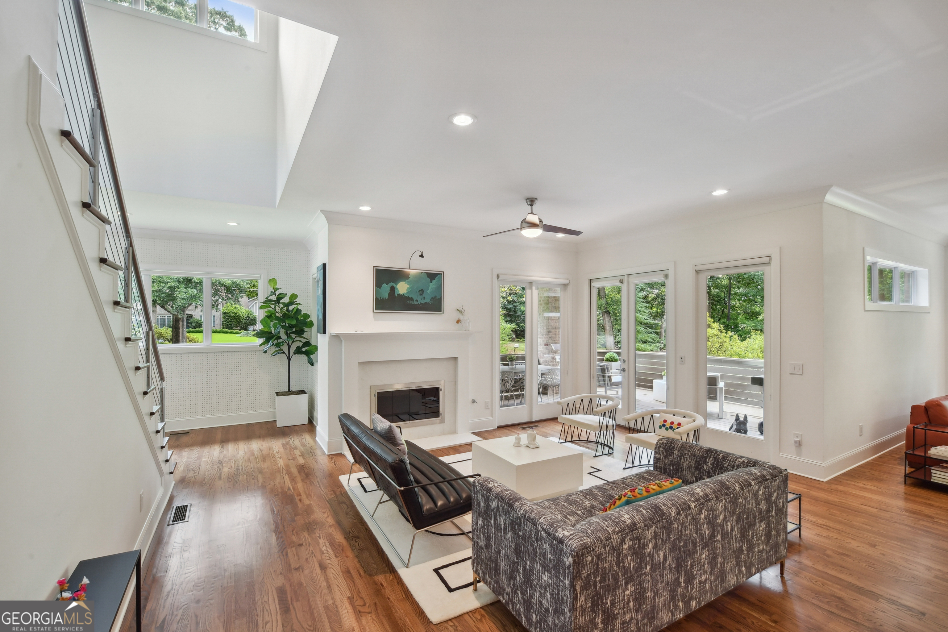 1155 McConnell DR