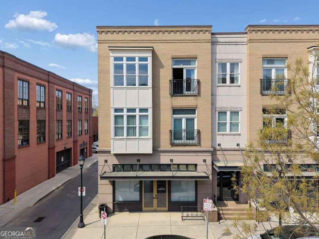 Photo of 933 Garrett Street SE #304, Atlanta, GA 30316 (MLS # 10719530)