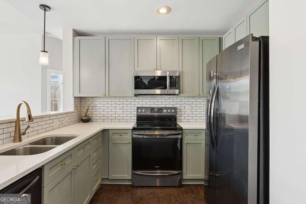 Photo of 933 Garrett Street SE #304, Atlanta, GA 30316 (MLS # 10719530)