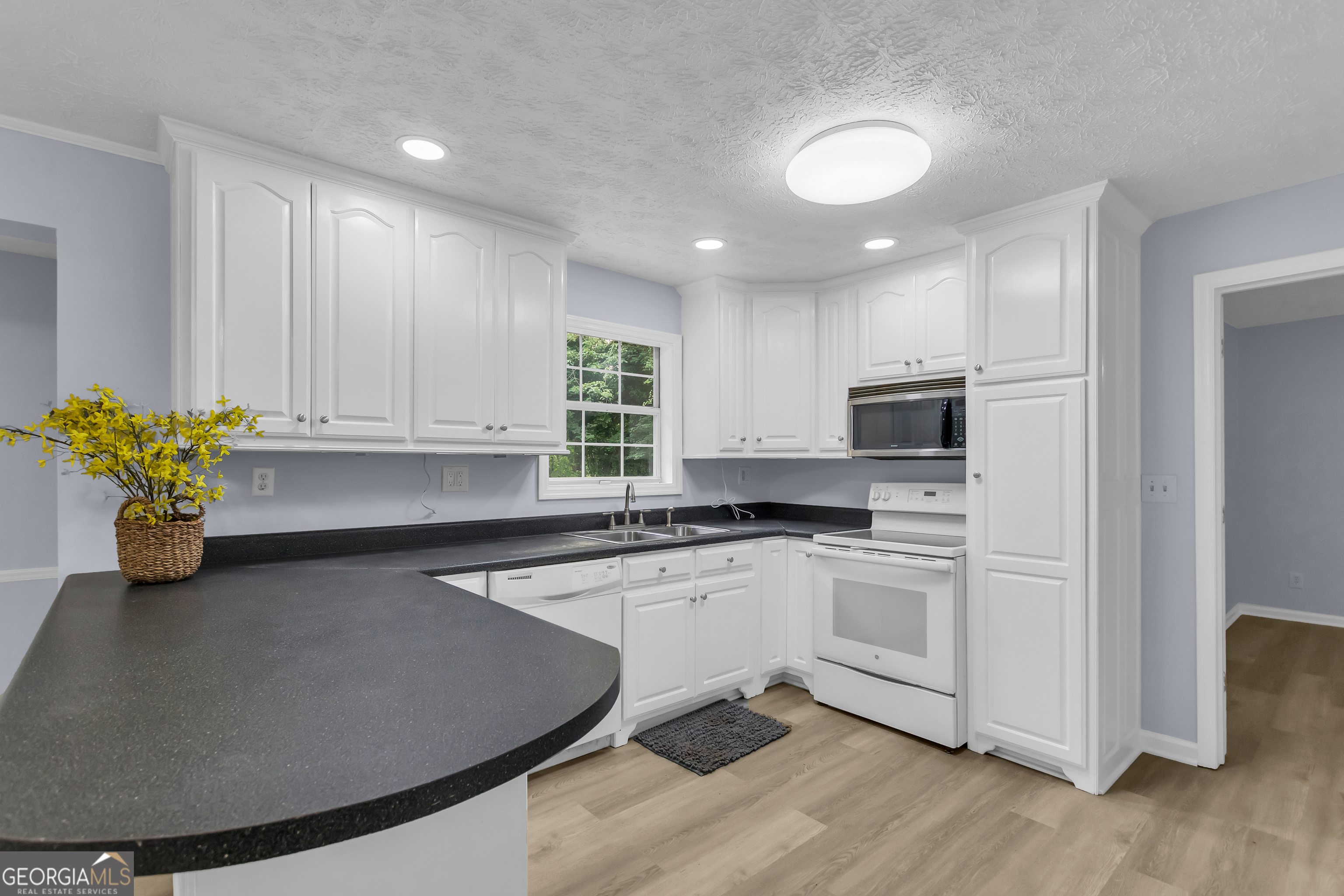 Cornelia, Georgia 30531, United States, 3 Bedrooms Bedrooms, ,2 BathroomsBathrooms,Residential,Active,130372