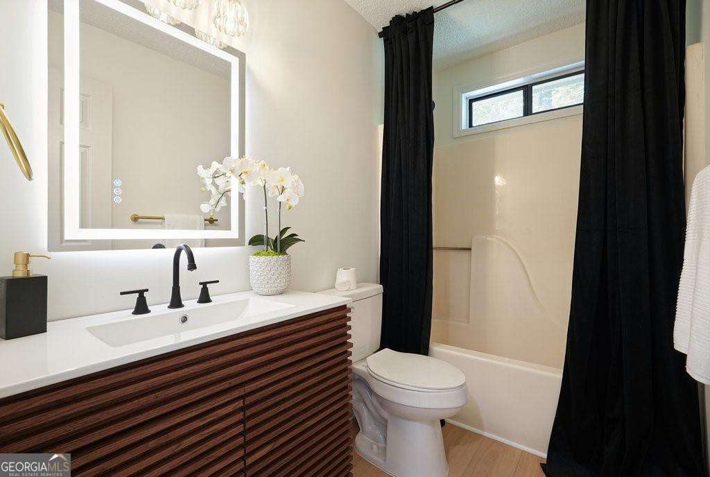 Eagle Watch - Residential