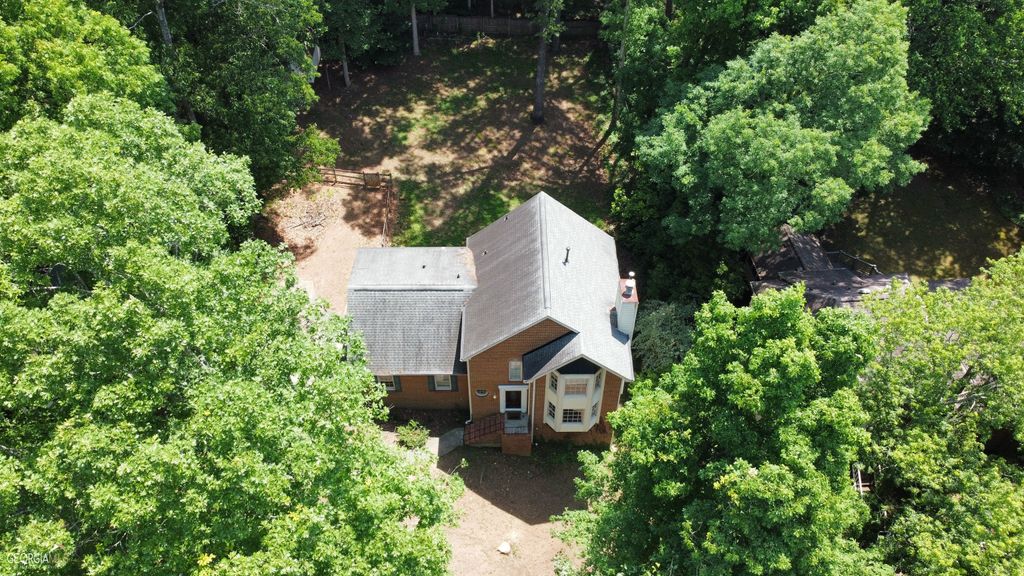 Photo of 1359 Willowbrook Drive, Marietta, GA 30064 (MLS # 10737611)