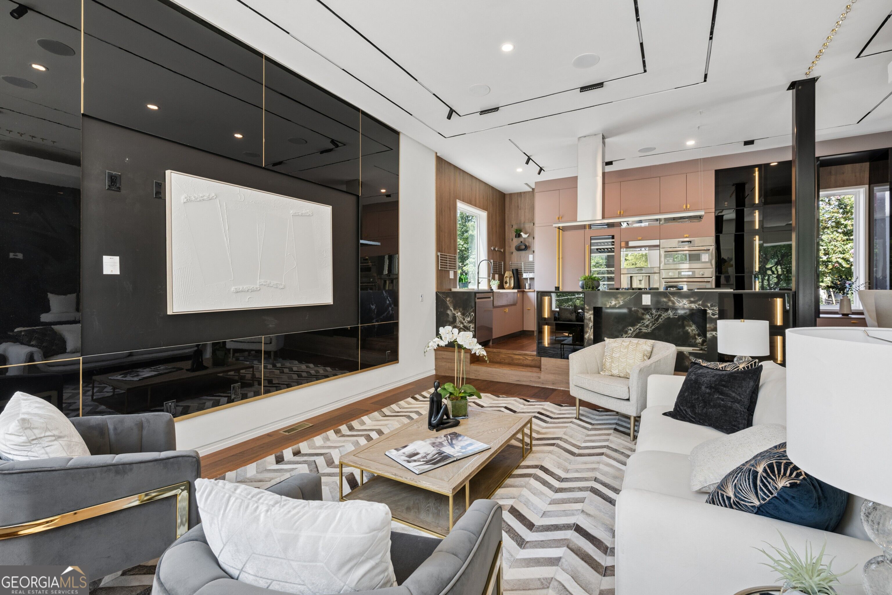 204 South AVE