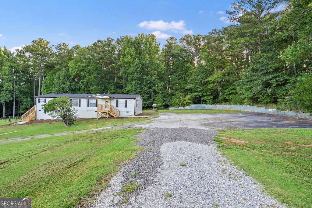 Photo of 1089 Cannon Farm Road, Oxford, GA 30054 (MLS # 10854586)