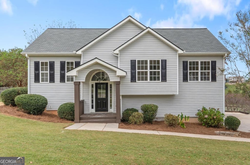 Photo of 404 Bryce Court, Carrollton, GA 30116 (MLS # 10866826)