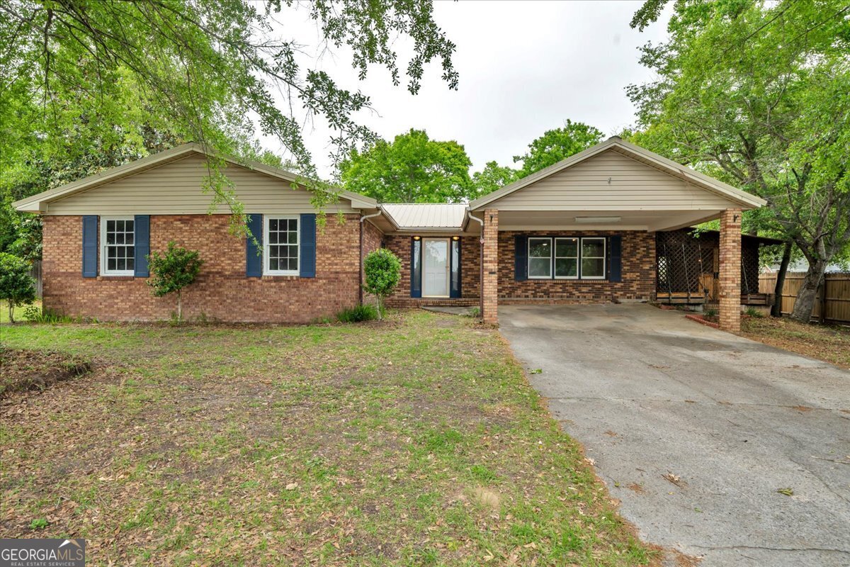 111 Weaver RD