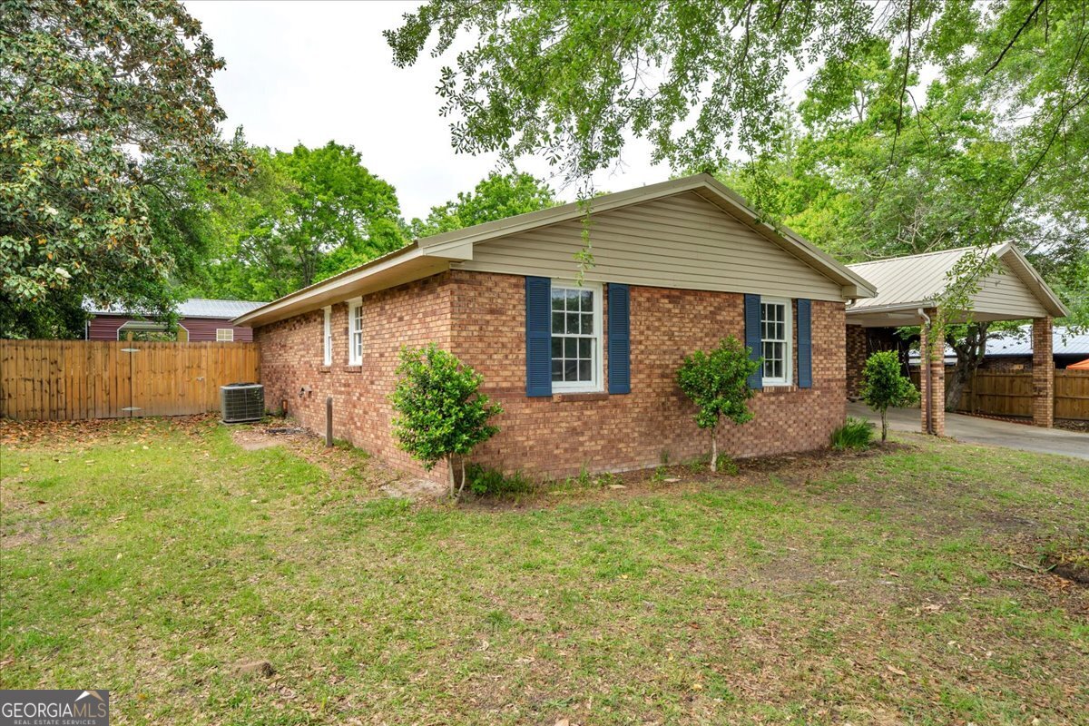 111 Weaver RD