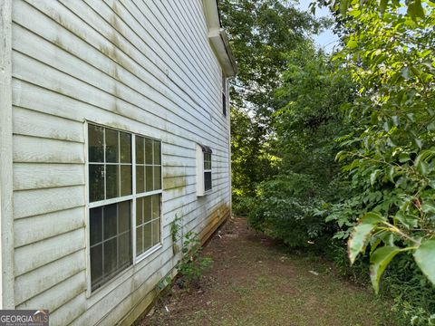 A home in Lithonia