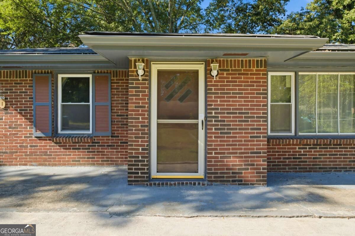 2498 Johnson DR