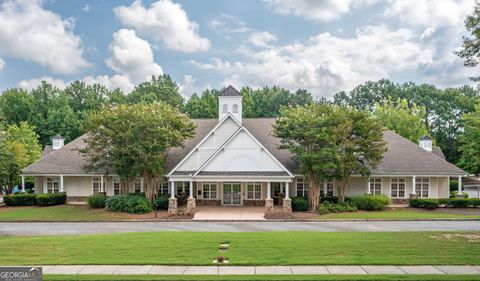 A home in Newnan