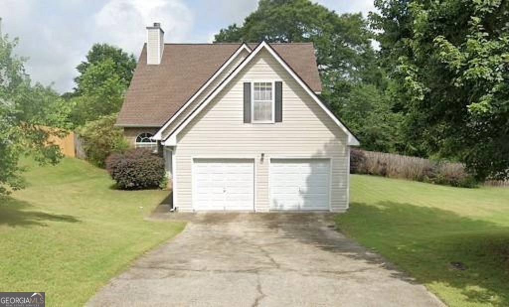 Welcome to 834 Kendall Park Drive, a spacious 5-bedroom, 2.5-bath traditional home in one of Winder's most family-friendly neighborhoods. Nestled on a .54-acre lot, significantly larger than most lots in the subdivision, this property provides room to grow, play, and entertain both indoors and out. Inside, you'll find 2,200 square feet of thoughtfully laid-out living space featuring a two-story living room with fireplace, a walk-in closet in the primary suite, and plenty of space for personalization. The kitchen includes classic cabinetry and appliances, offering a fantastic canvas for upgrades to suit your style. The home is priced with repairs and updates in mind, making it an ideal opportunity for buyers looking to add equity with vision and creativity. Step outside and enjoy the fully fenced backyard, perfect for kids, pets, and weekend BBQs. The home is part of a welcoming community with access to a pool, playground, and tennis courts in the neighborhood. Located just minutes from shopping, grocery stores, restaurants, and schools (Yargo Elementary, Haymon-Morris Middle, and Apalachee High School), this home pairs location and lifestyle with unbeatable potential. Don't miss your chance to own one of the largest lots in the neighborhood. This is the perfect opportunity to settle into Winder living with room to make it your own!