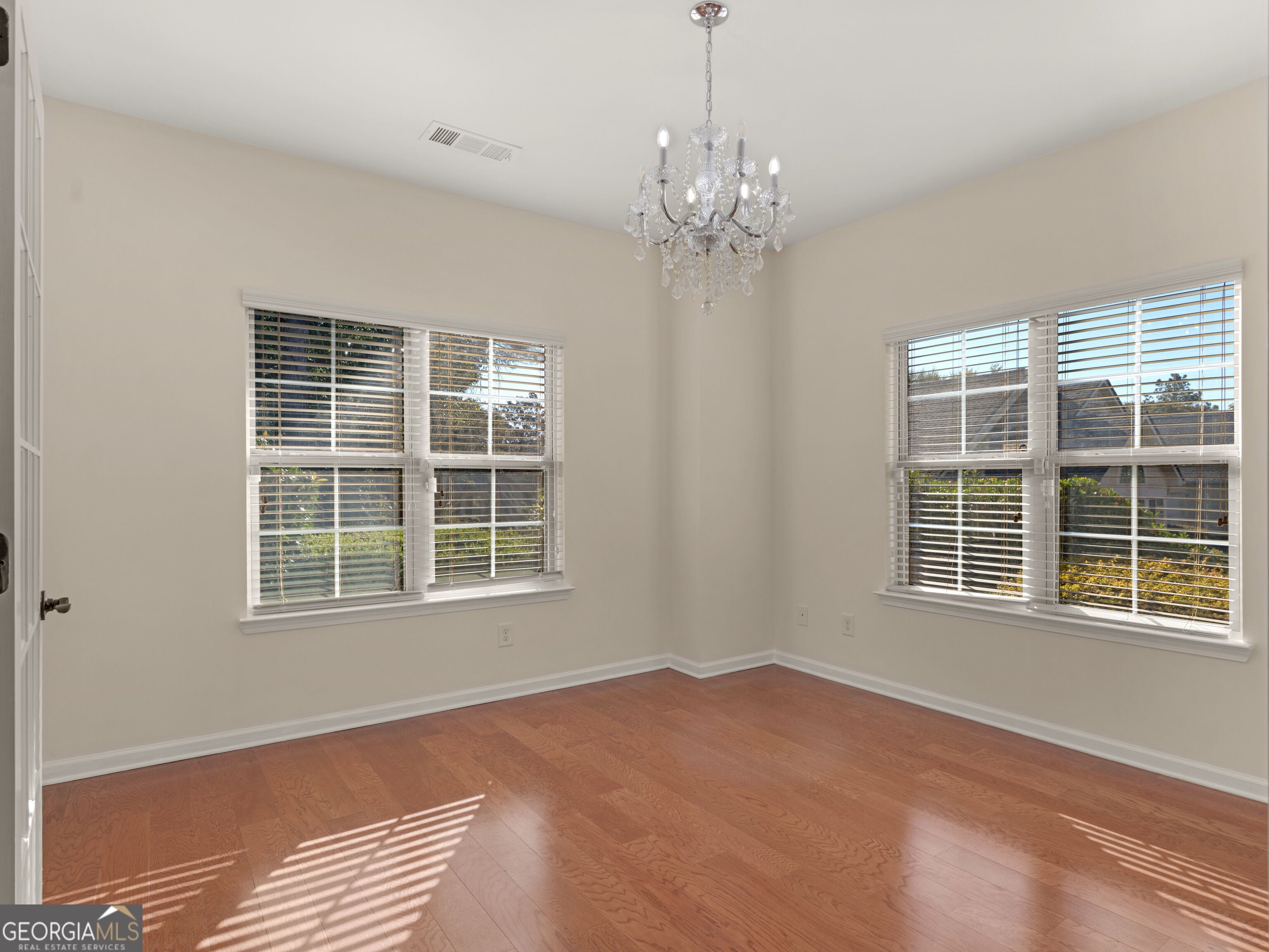 217 Fenwick CIR