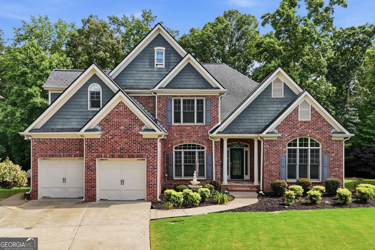 715 Crescent CIR