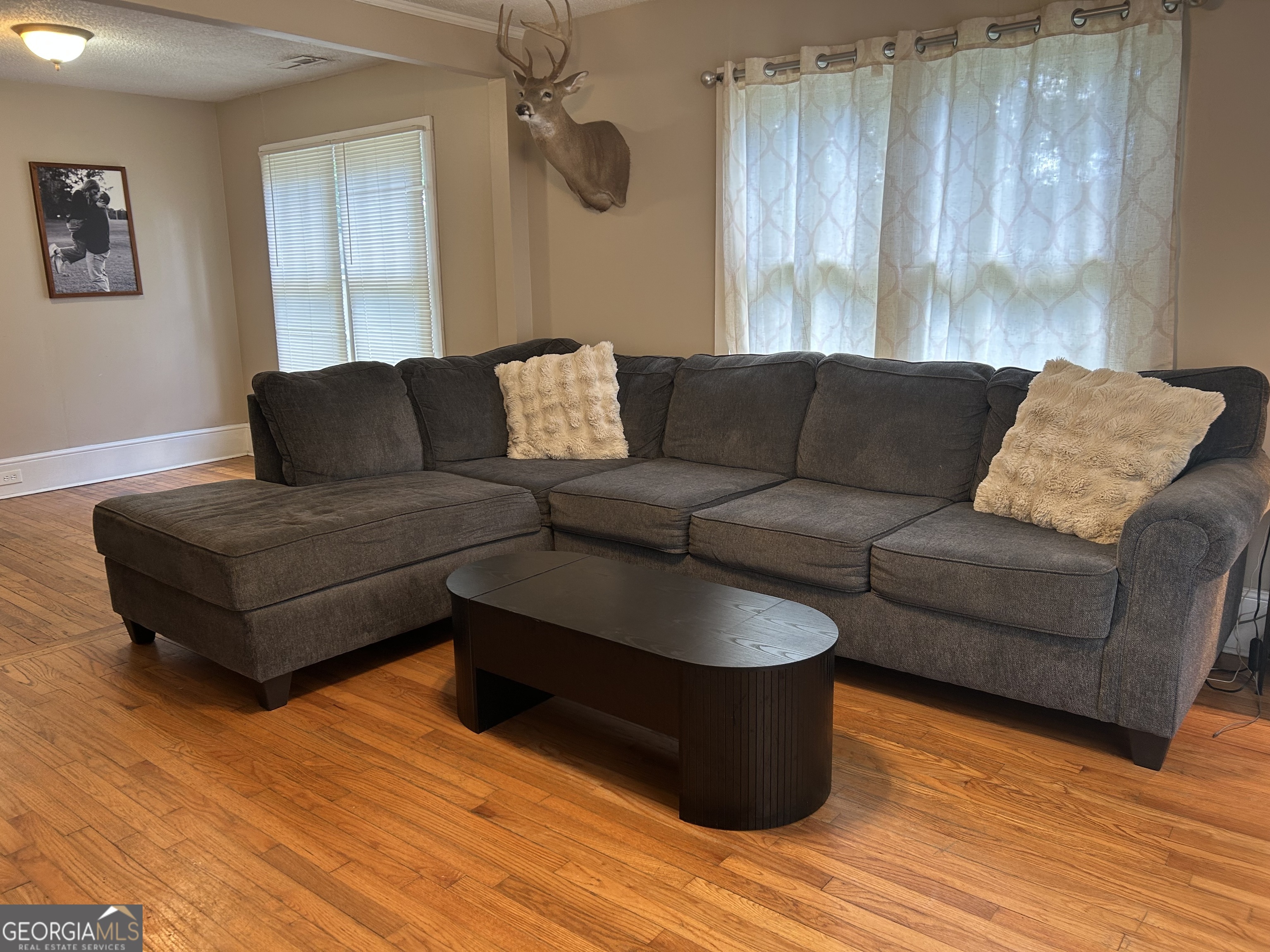 102 W Fairmount AVE