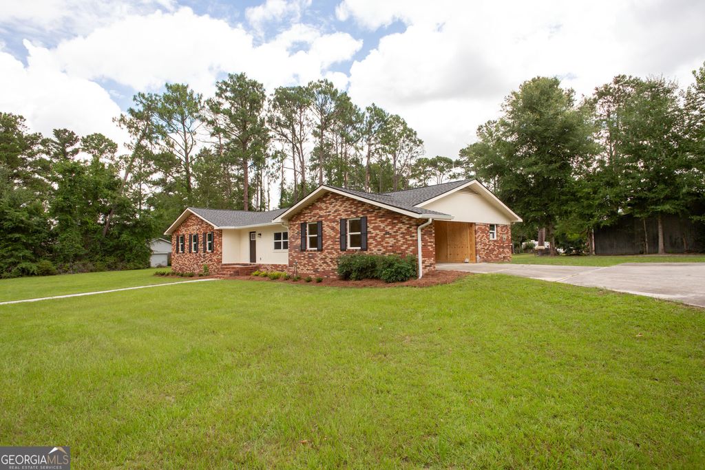 Photo of 2608 Winchester Road, Waycross, GA 31501 (MLS # 10789855)