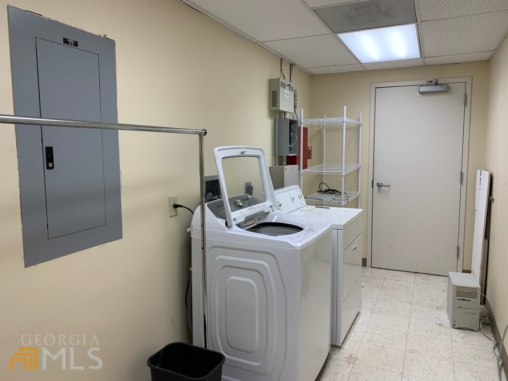 None - Commercial Lease