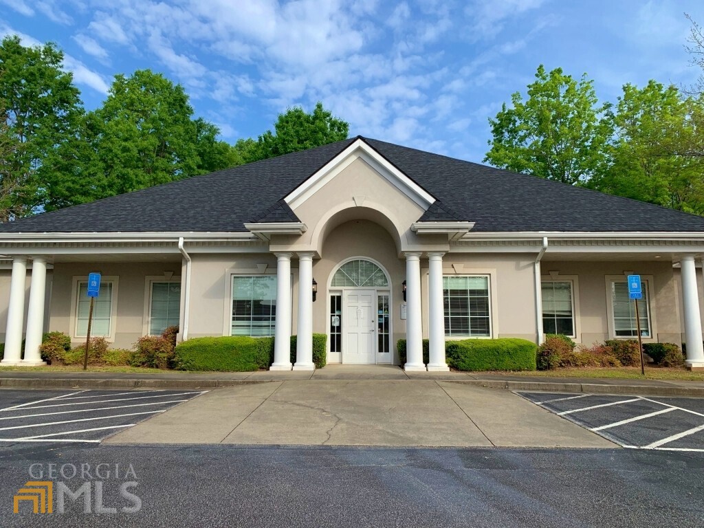 None - Commercial Lease