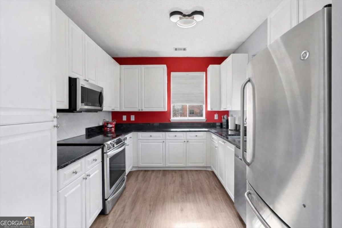 10 Perimeter Summit BR NE 2312