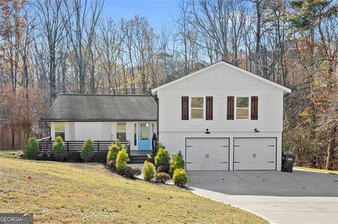 Photo of 1940 Oak Ridge Court, Marietta, GA 30062 (MLS # 10653139)