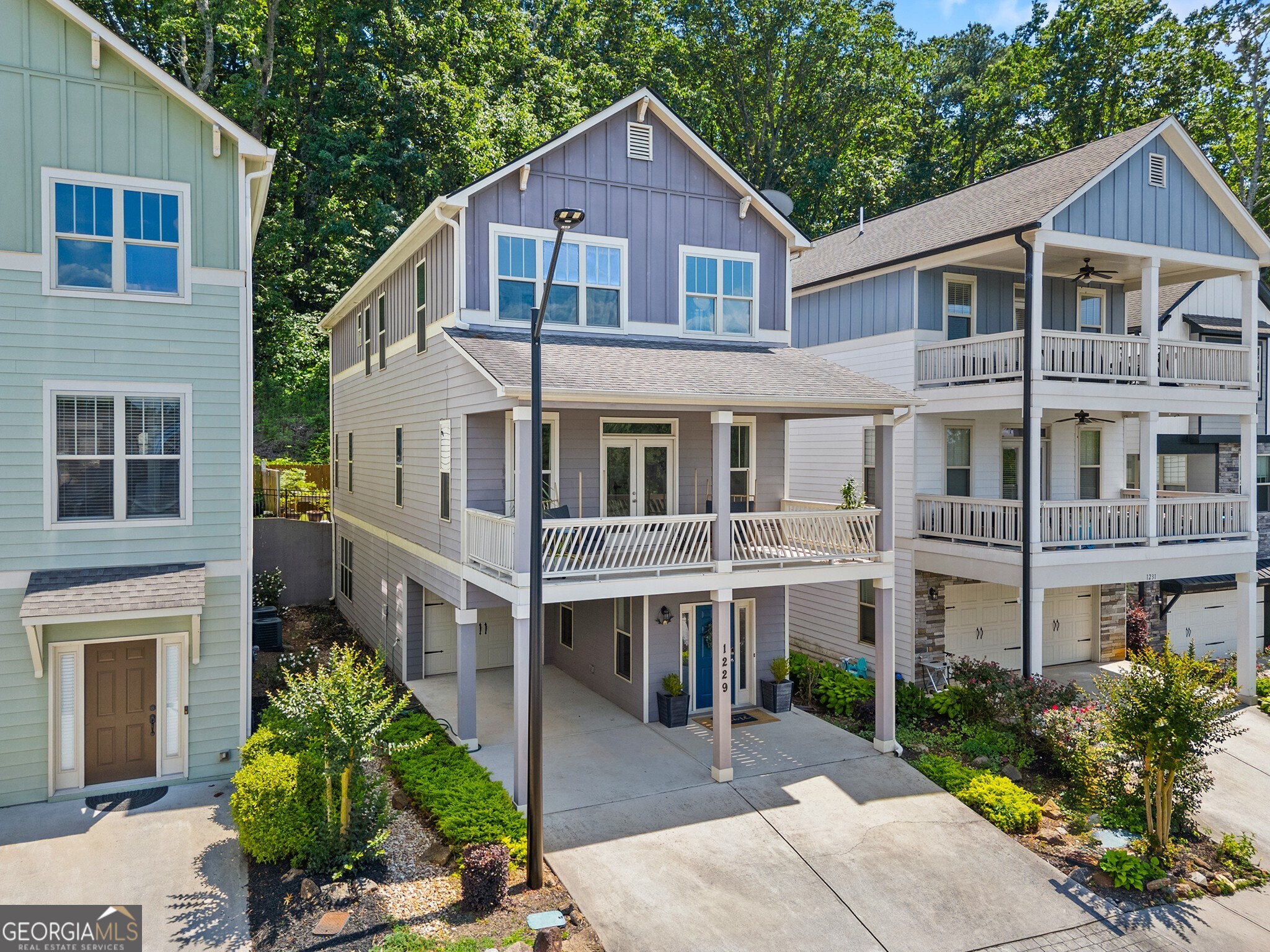 1229 Ridenour LN