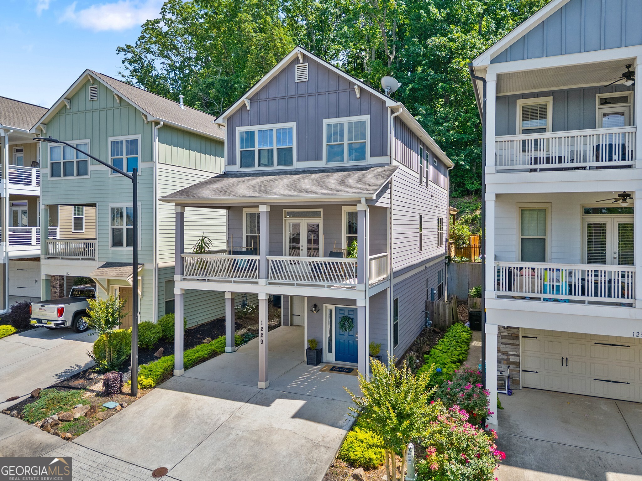 1229 Ridenour LN