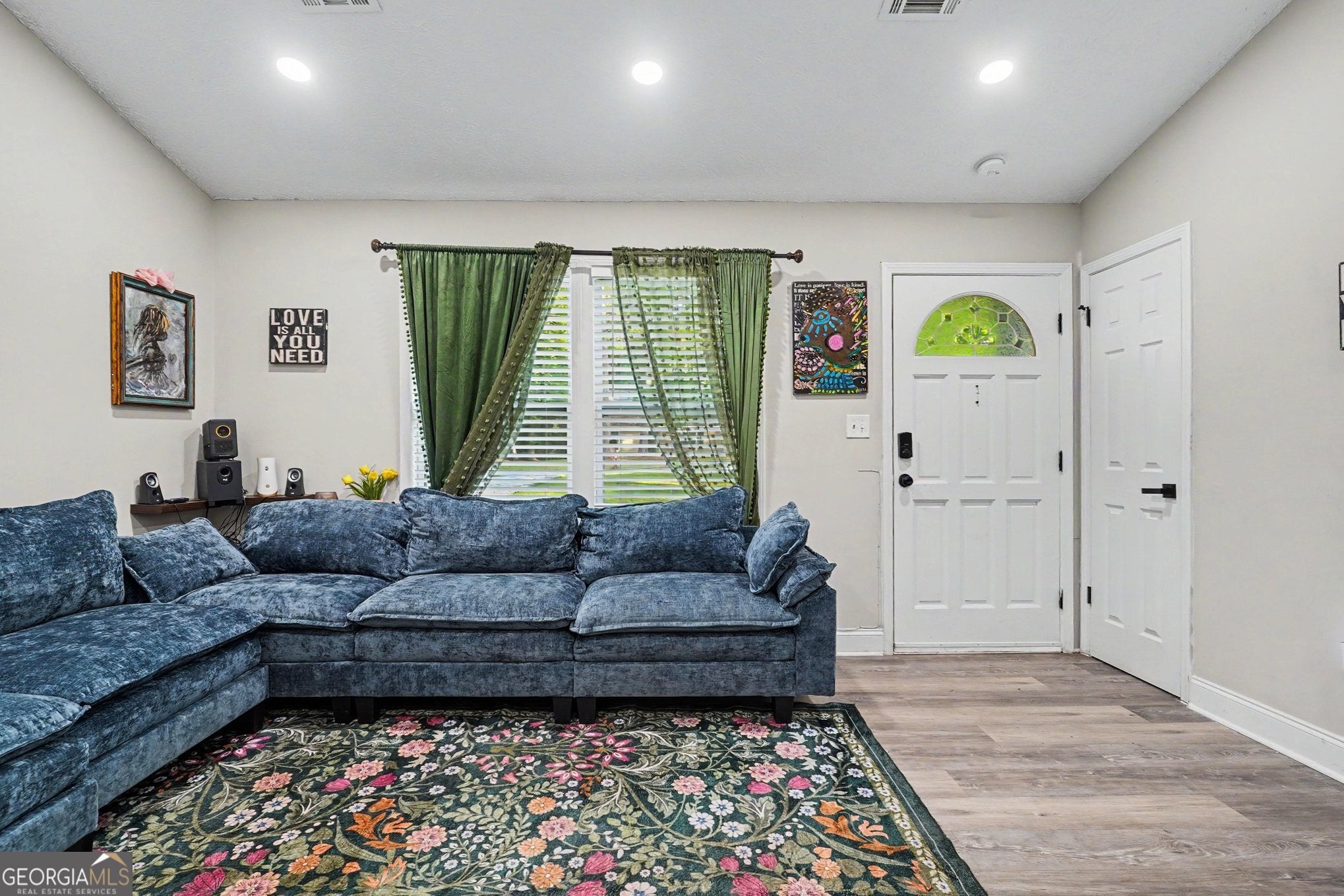 166 Kipling WAY