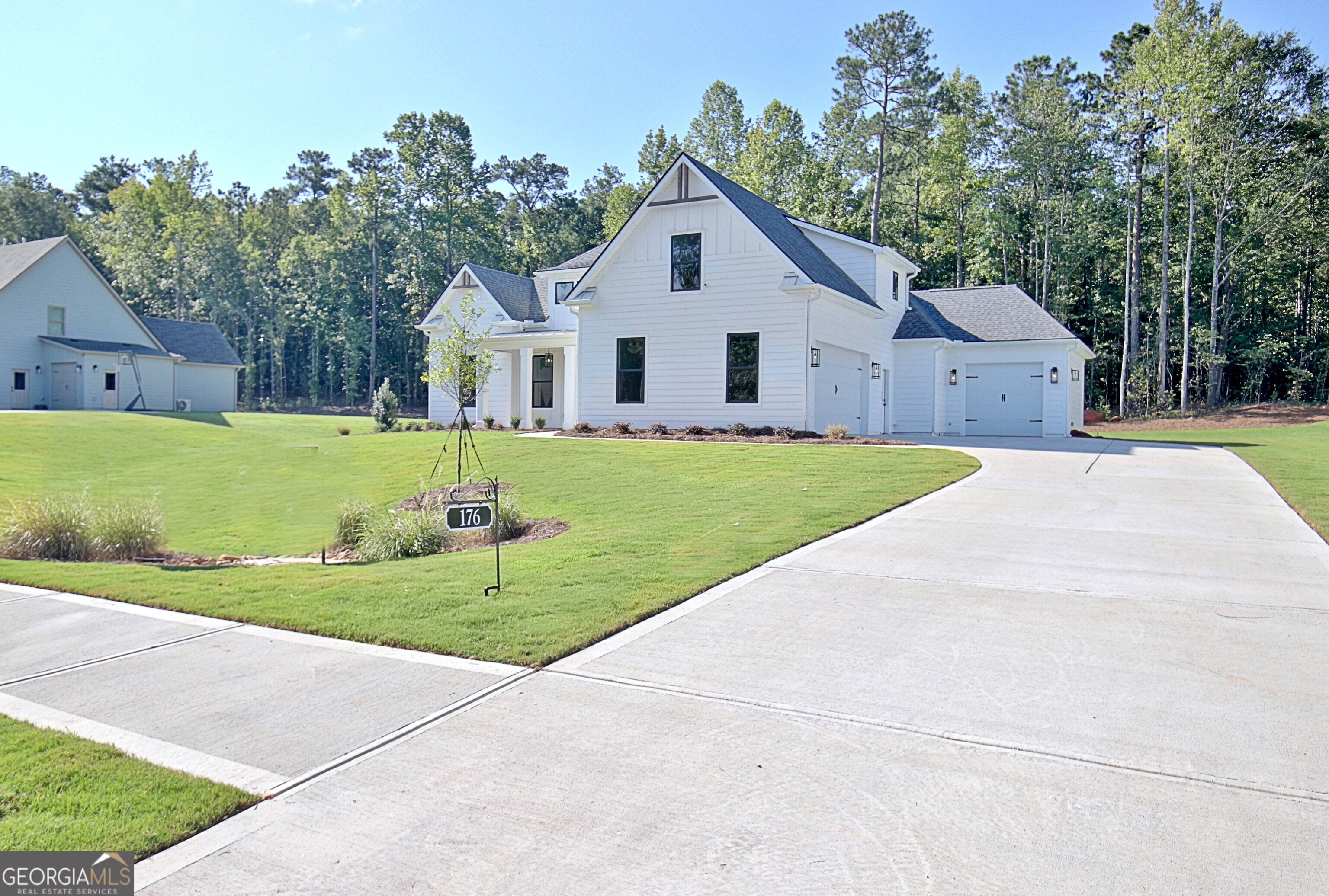 176 Ryeland DR