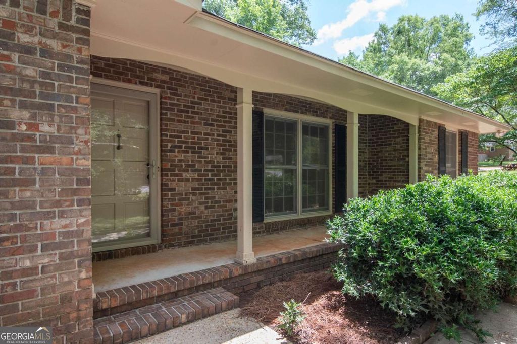 Photo of 308 Sullivan Cir, Pine Mountain, GA 31822 (MLS # 10792156)