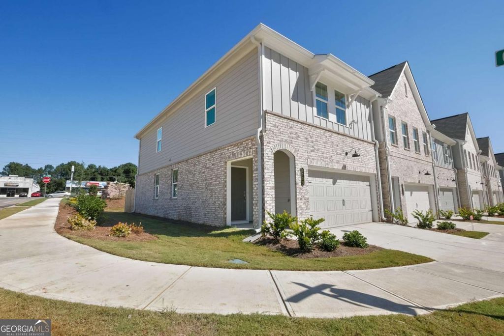 Photo of 4000 Denton Drive #4000, Douglasville, GA 30135 (MLS # 10762309)