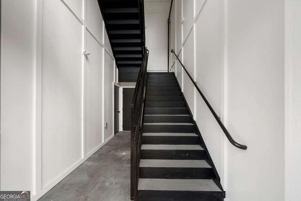 919 Hughley CIR SE 72