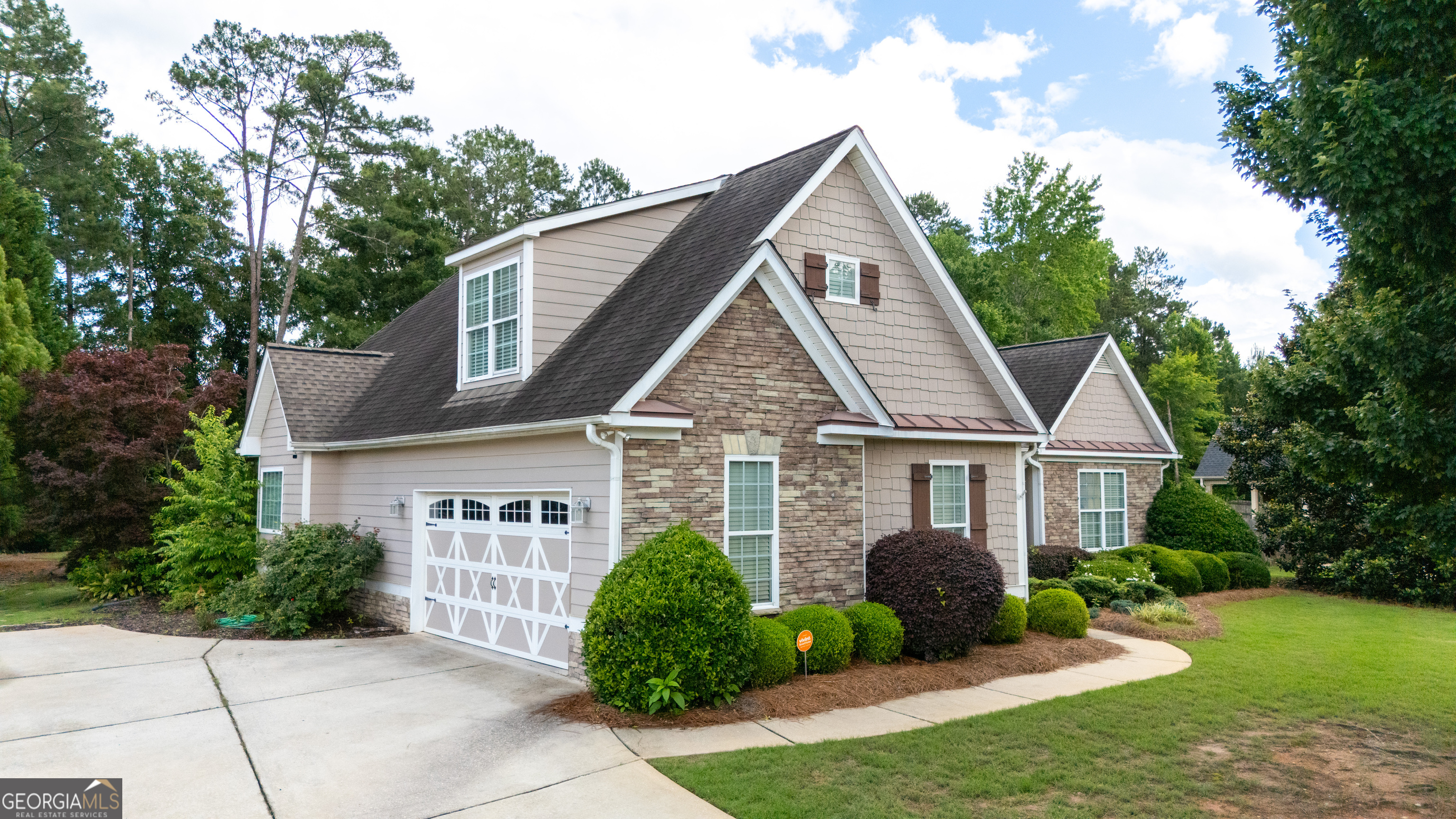 112 Caraway RD