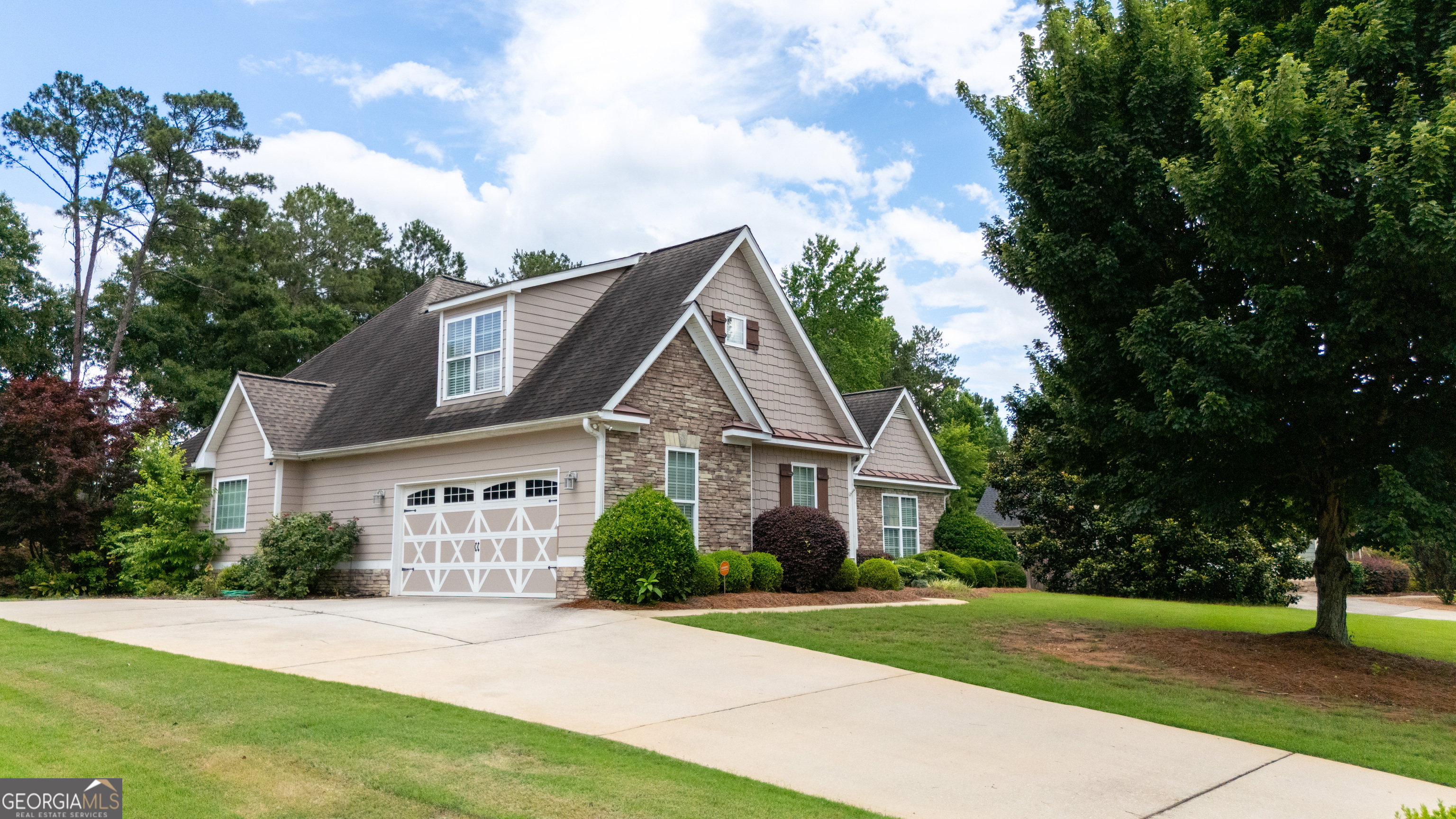 112 Caraway RD