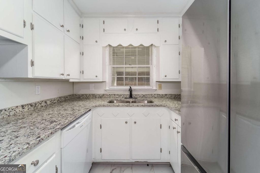 Photo of 907 Euclid Avenue, Waycross, GA 31501 (MLS # 10675202)