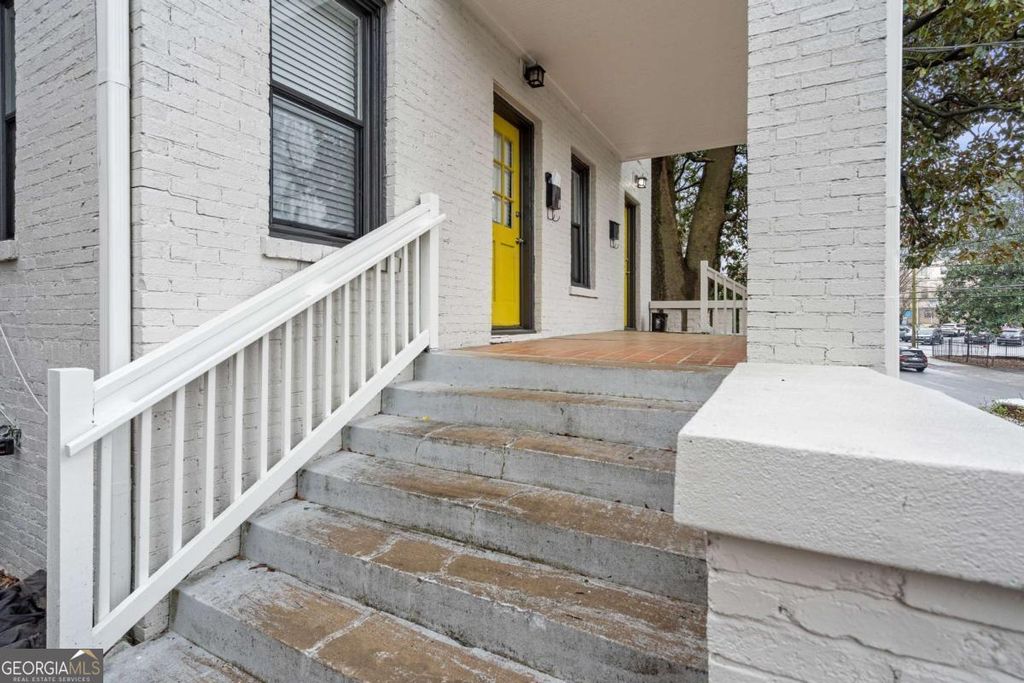 Photo of 1225 Euclid Avenue NE, Atlanta, GA 30307 (MLS # 10696621)