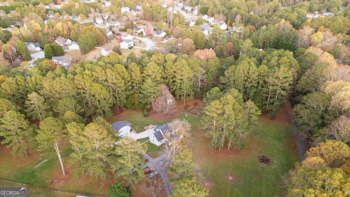 935 Old Loganville RD