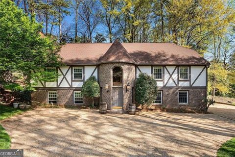 Photo of 3186 Sugarplum Road NE, Atlanta, GA 30345 (MLS # 10614141)