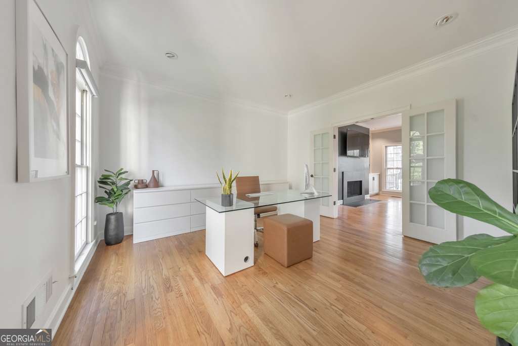 Signal Hill - Residential
