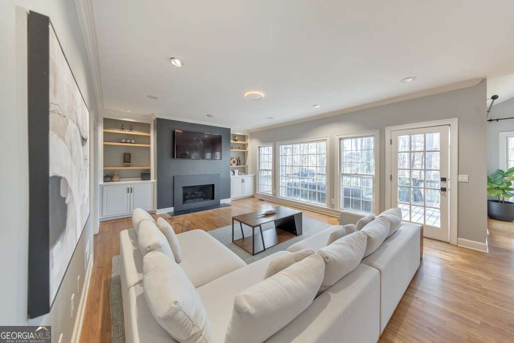Signal Hill - Residential