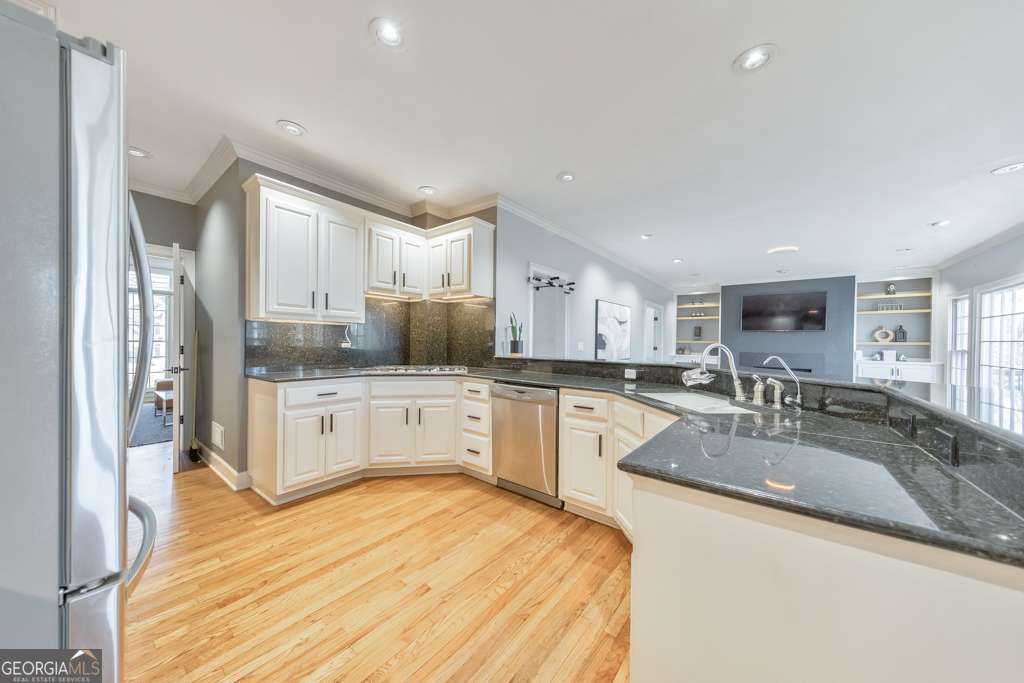 Signal Hill - Residential