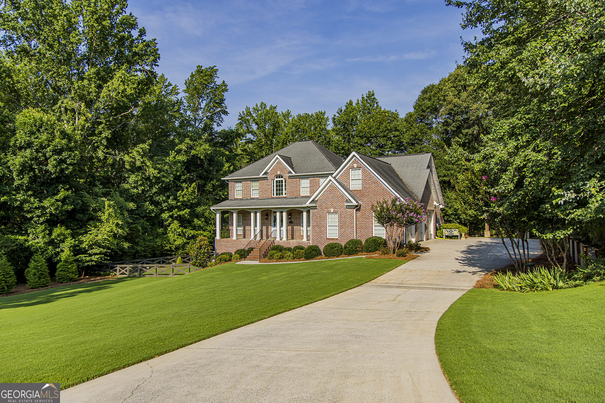 14 Stratford LN SE