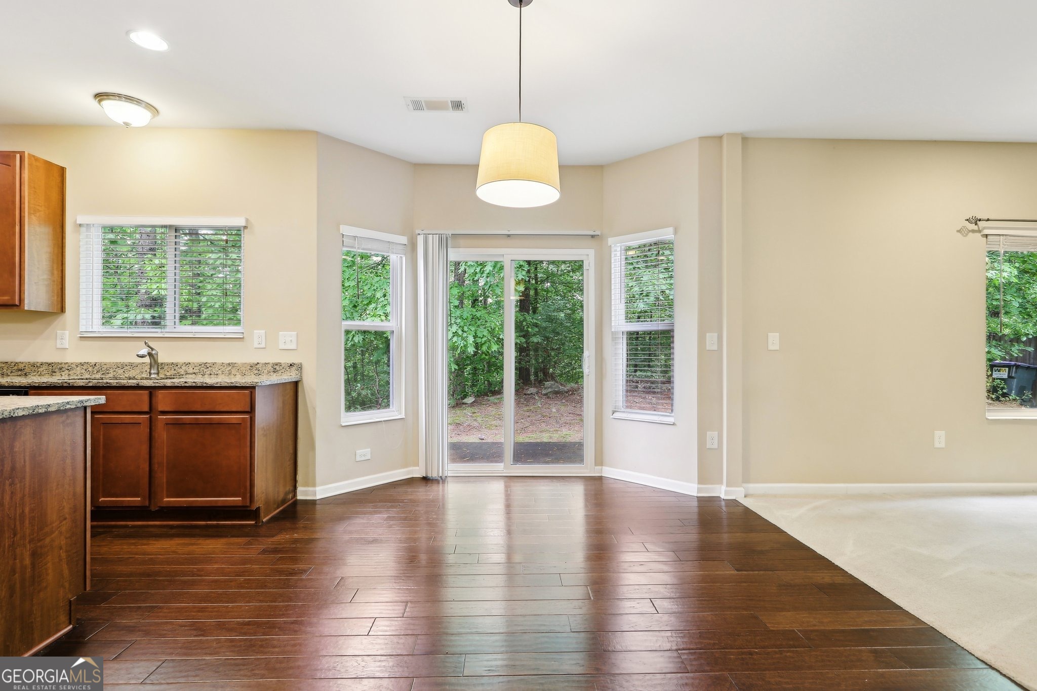 1647 Shire Village DR