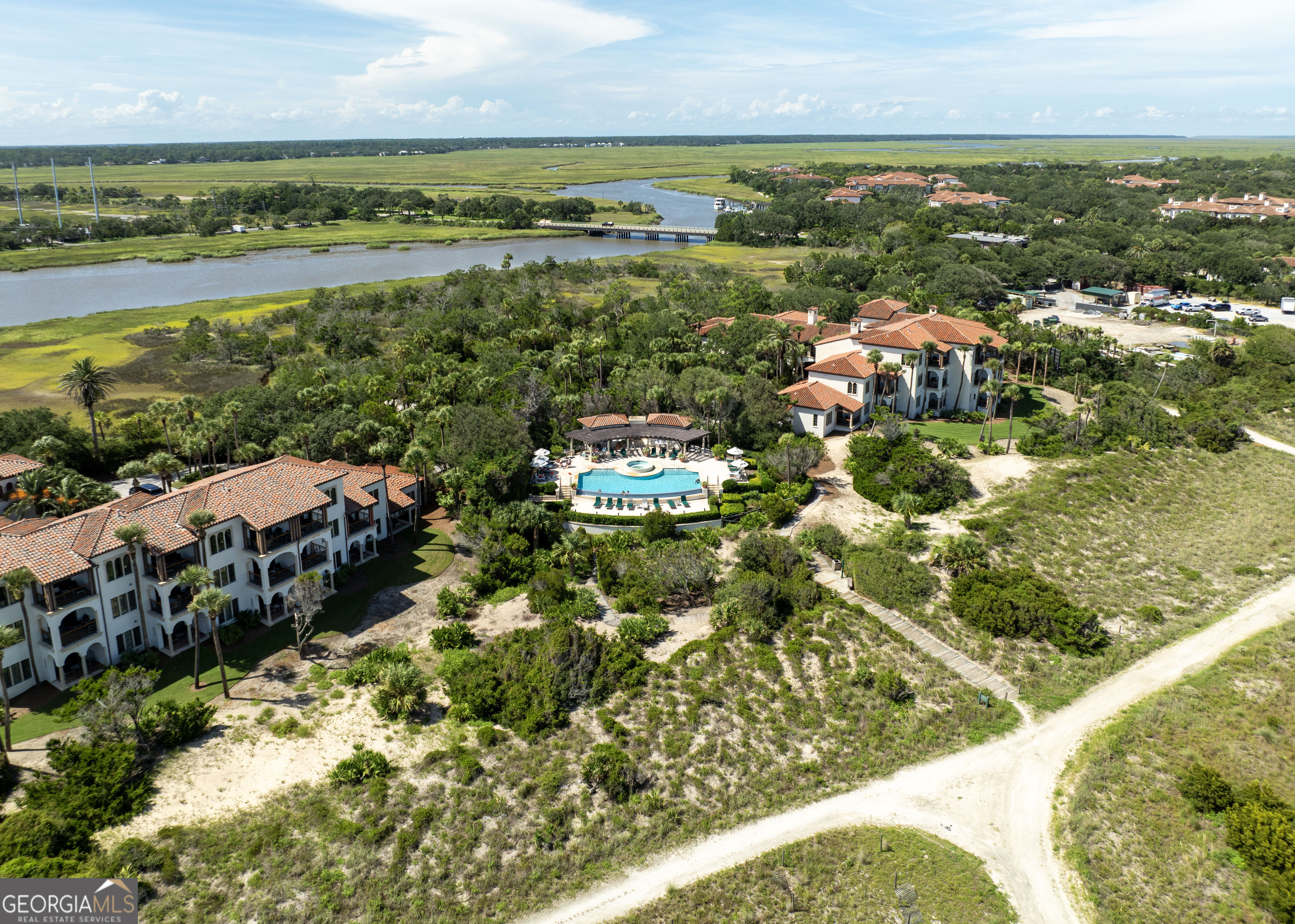 10 Dune AVE