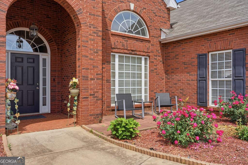 Photo of 812 N Bay Overlook, Villa Rica, GA 30180 (MLS # 10830192)