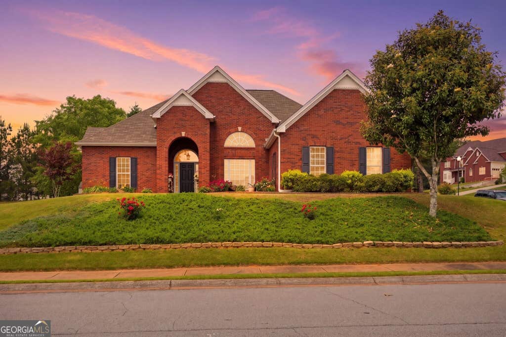 Photo of 812 N Bay Overlook, Villa Rica, GA 30180 (MLS # 10830192)