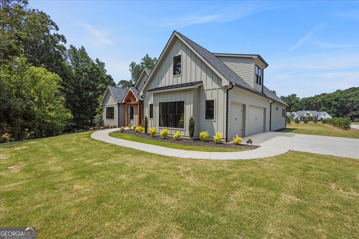 9224 Waldrip RD